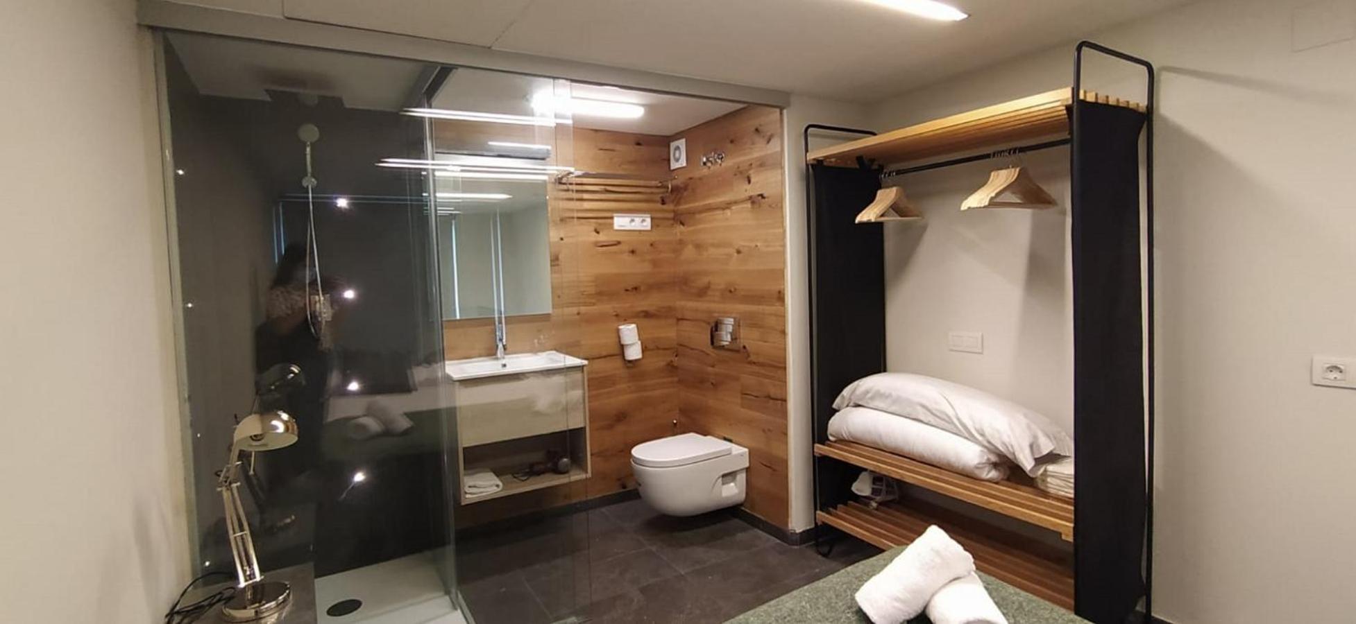 My Space Emirates - Fully Equipped Apartments Near The Beach With Shared Pool Barcellona Camera foto