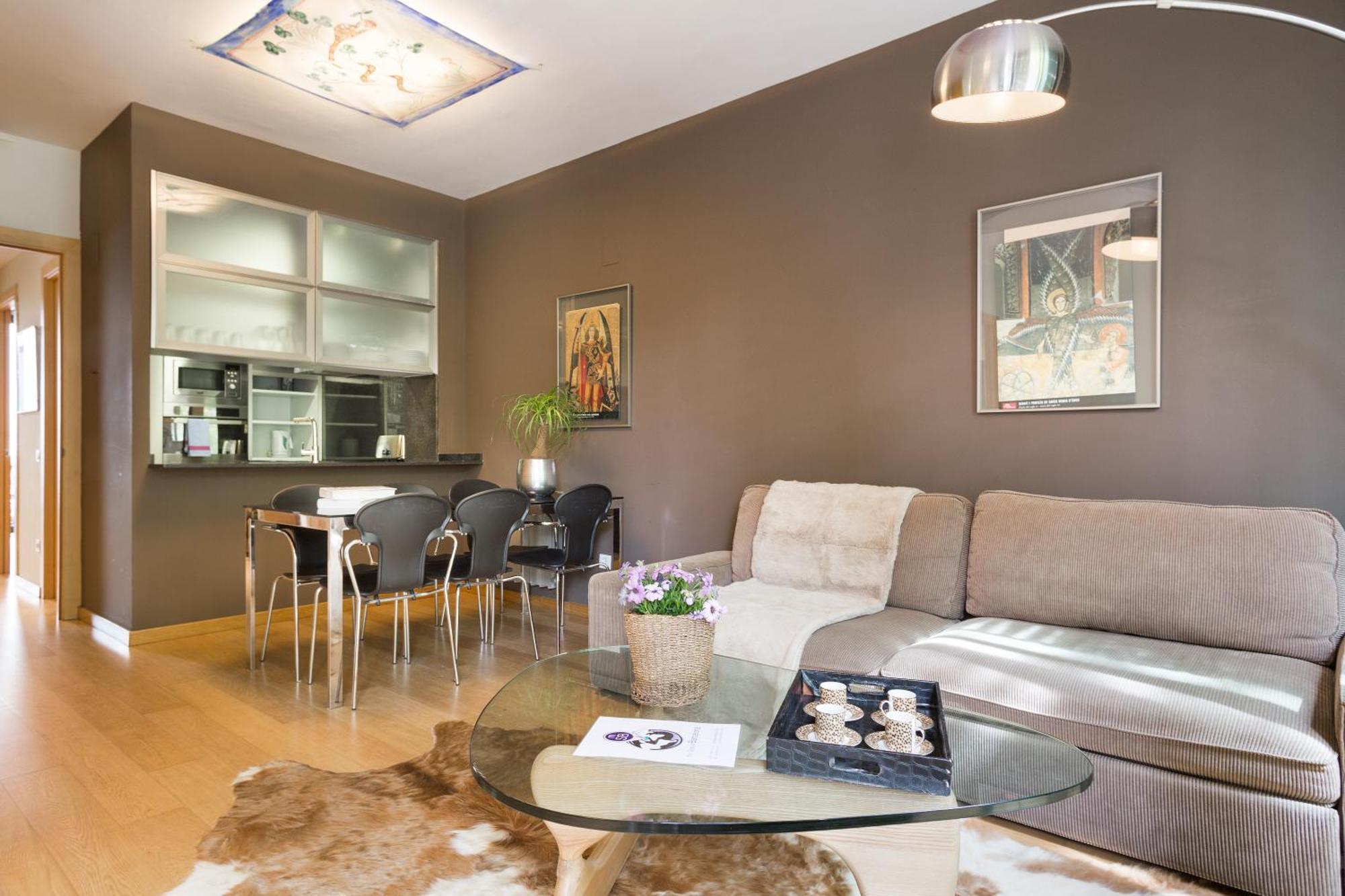My Space Emirates - Fully Equipped Apartments Near The Beach With Shared Pool Barcellona Esterno foto