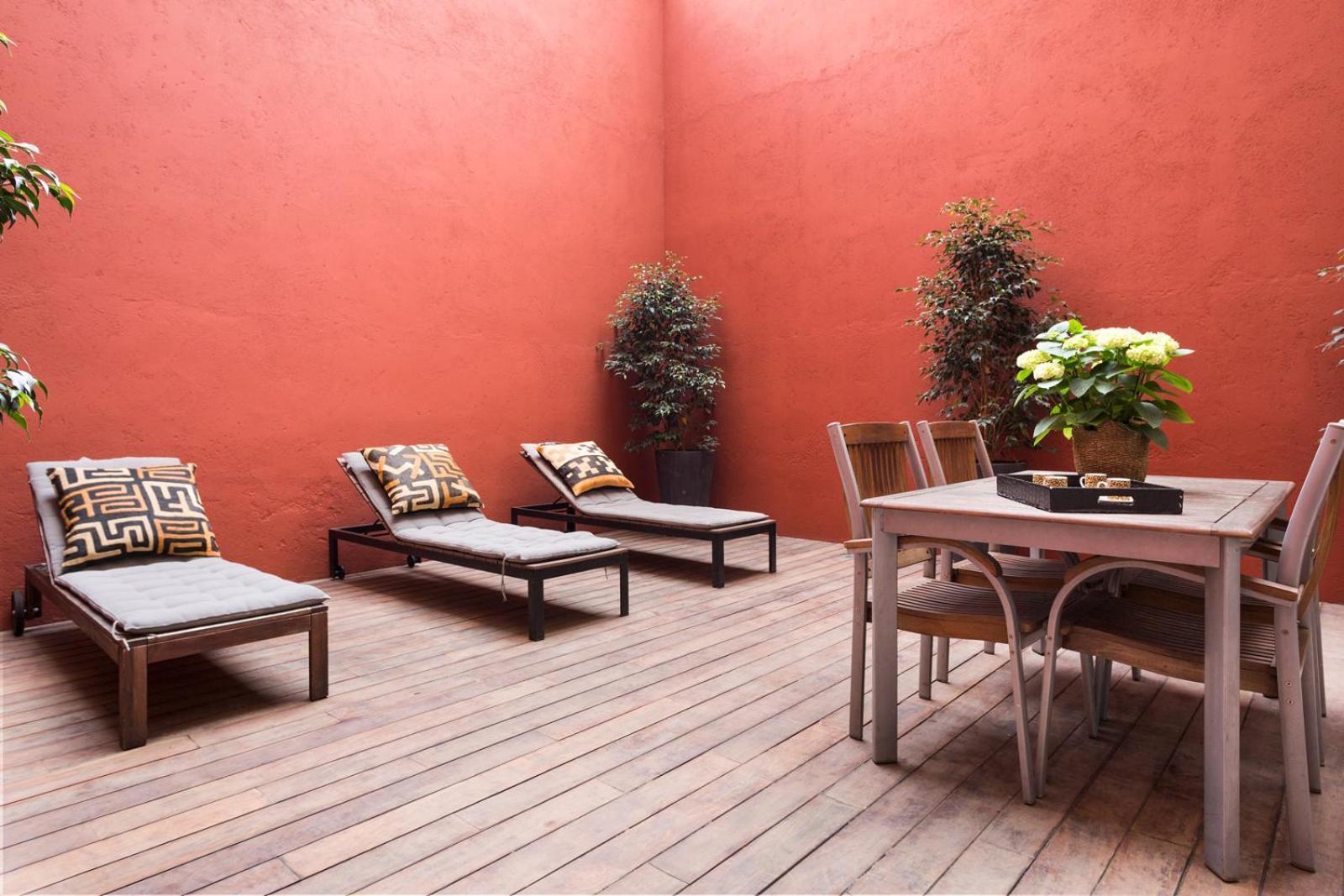 My Space Emirates - Fully Equipped Apartments Near The Beach With Shared Pool Barcellona Esterno foto